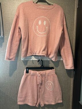 Moon & Madison Cozy Pink Smiley Face Lounge Set